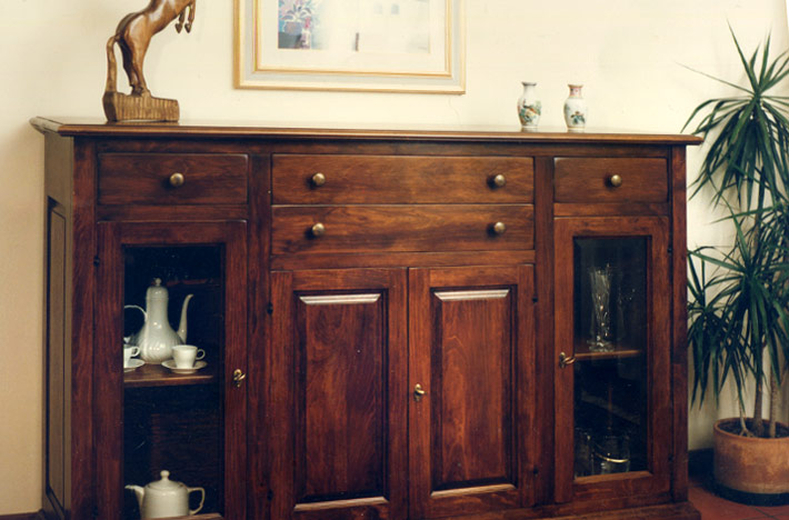 Mobili darte, mobili rustici in arte povera e moderni: cucine ... Mobili rustici in legno